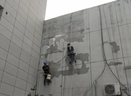 塔城地楼顶漏水维修公司分享下塔城地外墙防水的注意事项